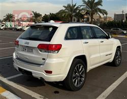 جیپ گراند شیرۆکی